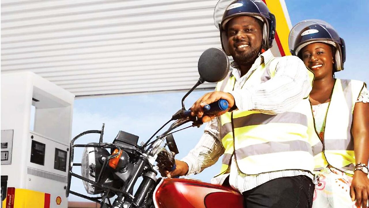 Man riding a bike which is using the Superior Engine Oil For Bikes